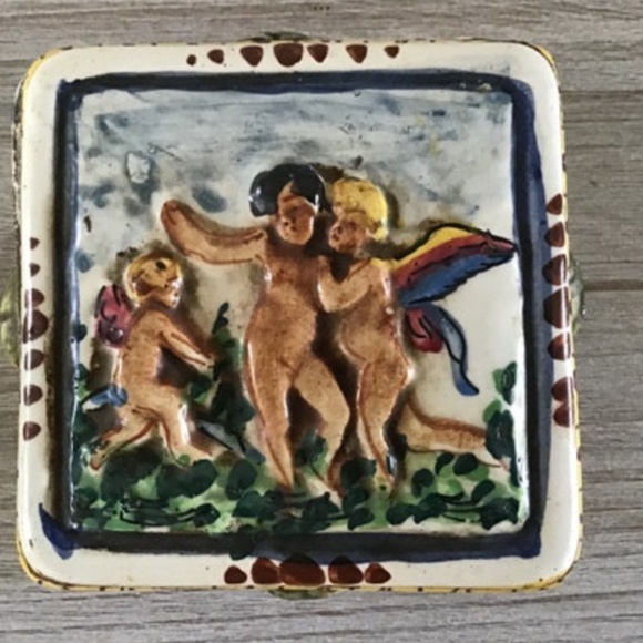 Vintage Angel Trinket Box Porcelain Keepsake Italian Cherubs Italy Capodimonte - Picture 2 of 8